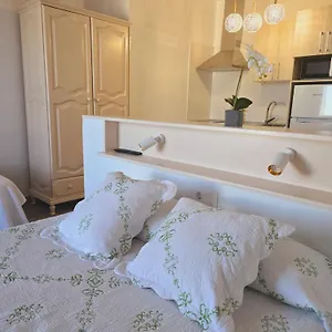  Apartment Volcanes